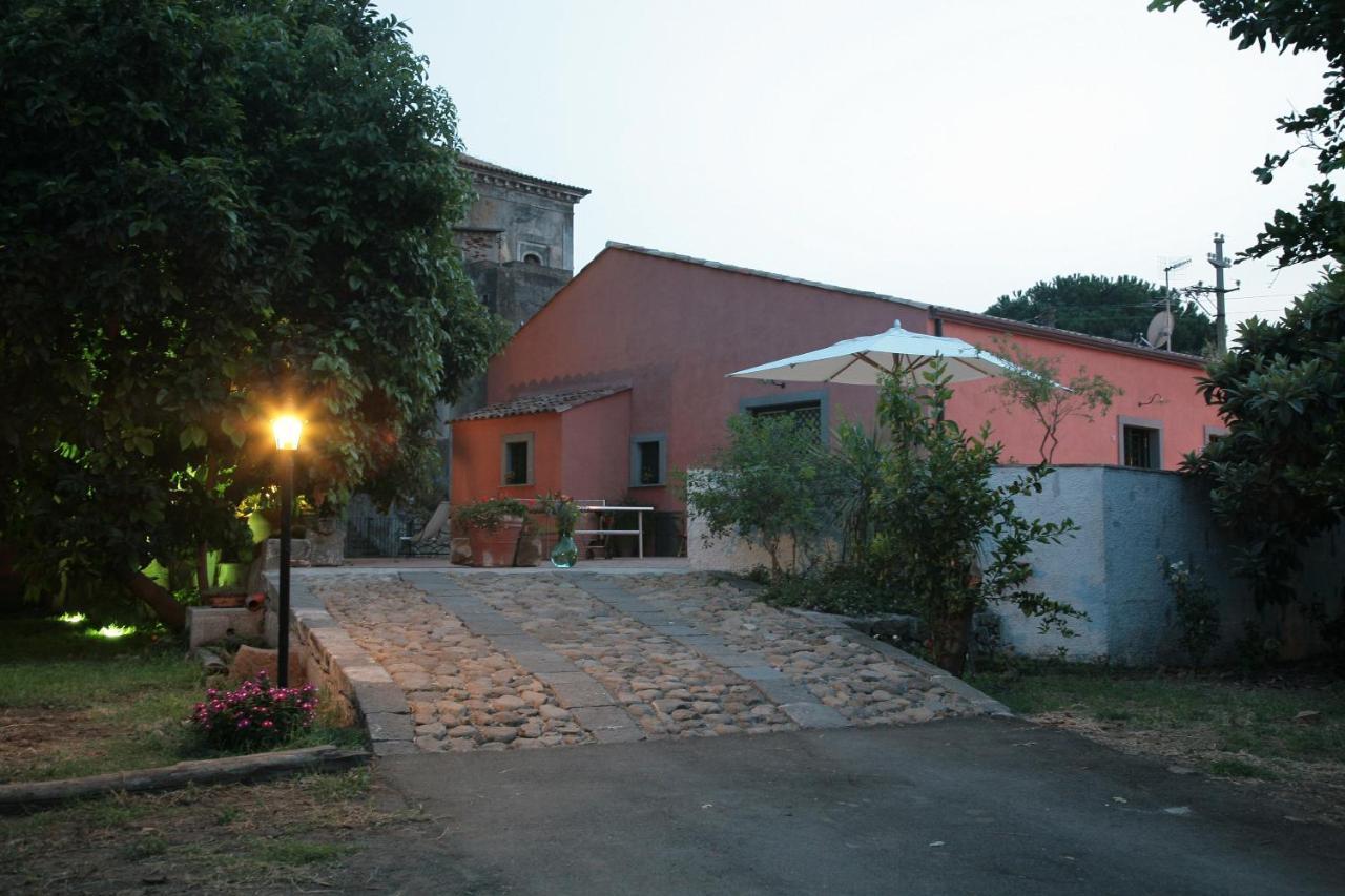 Vila Lumia Riposto Exteriér fotografie