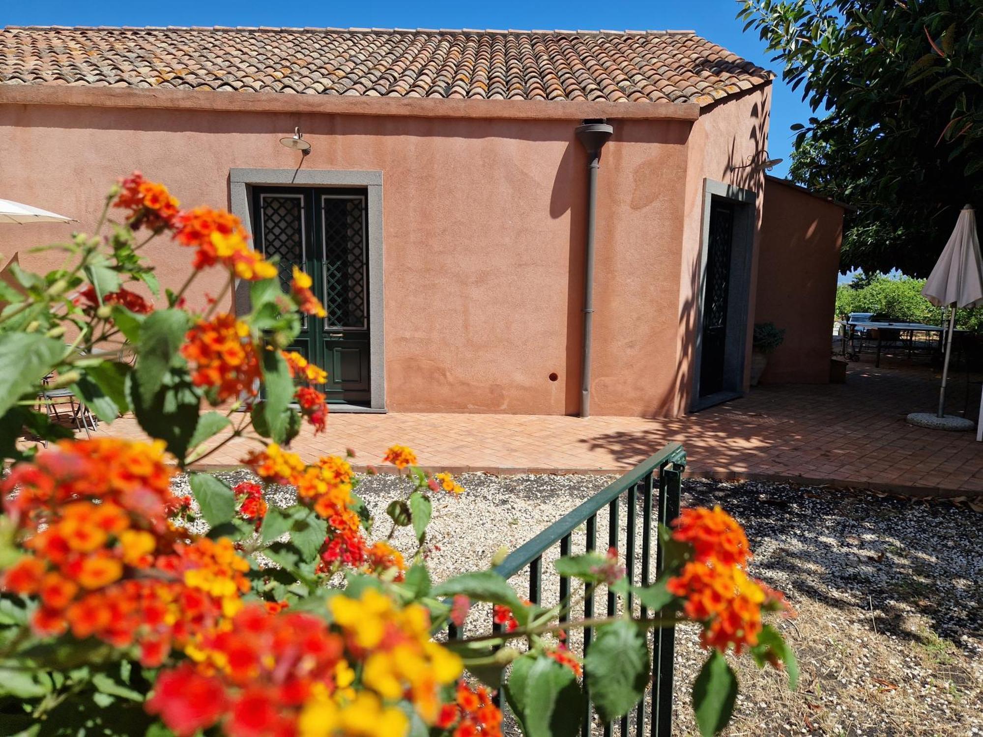 Vila Lumia Riposto Exteriér fotografie
